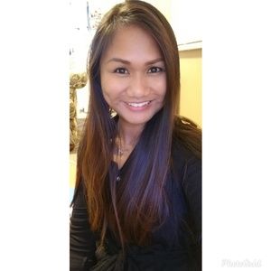 Meet your Posher, Corinne-bumanglag